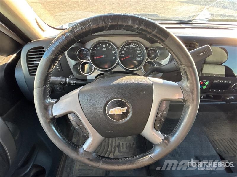 Chevrolet Silverado 1500 LT 4x4 Crew Cab Pickup Furgoni altro