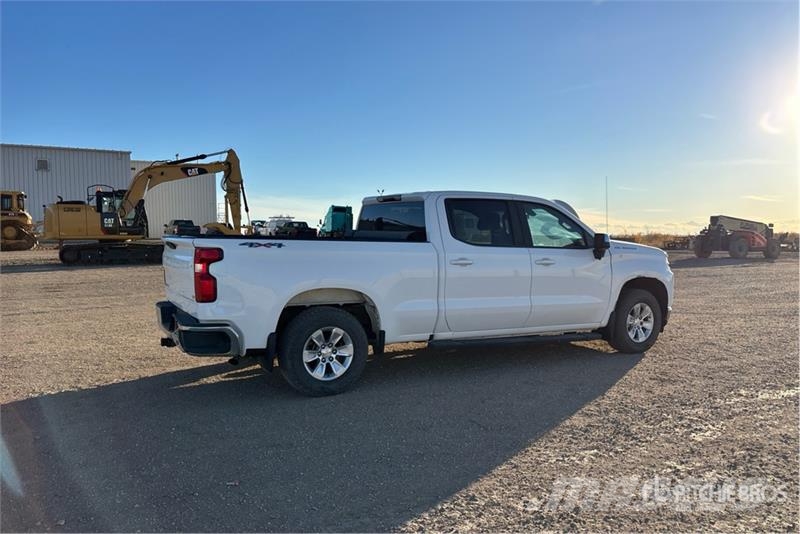Chevrolet Silverado 1500 LT 4x4 Crew Cab Pickup Інше