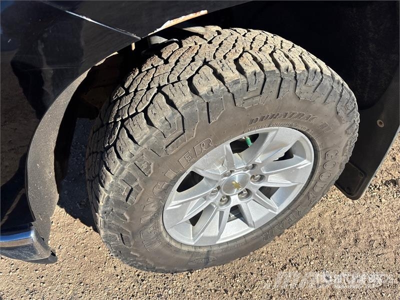 Chevrolet Silverado 1500 LT 4x4 Crew Cab Pickup 其他
