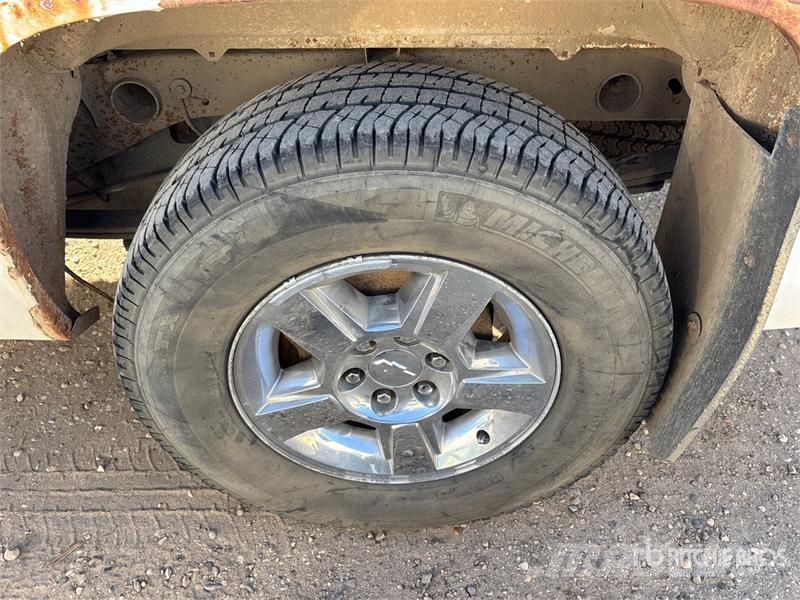 Chevrolet Silverado 1500 LT 4x4 Crew Cab Pickup Furgoni altro