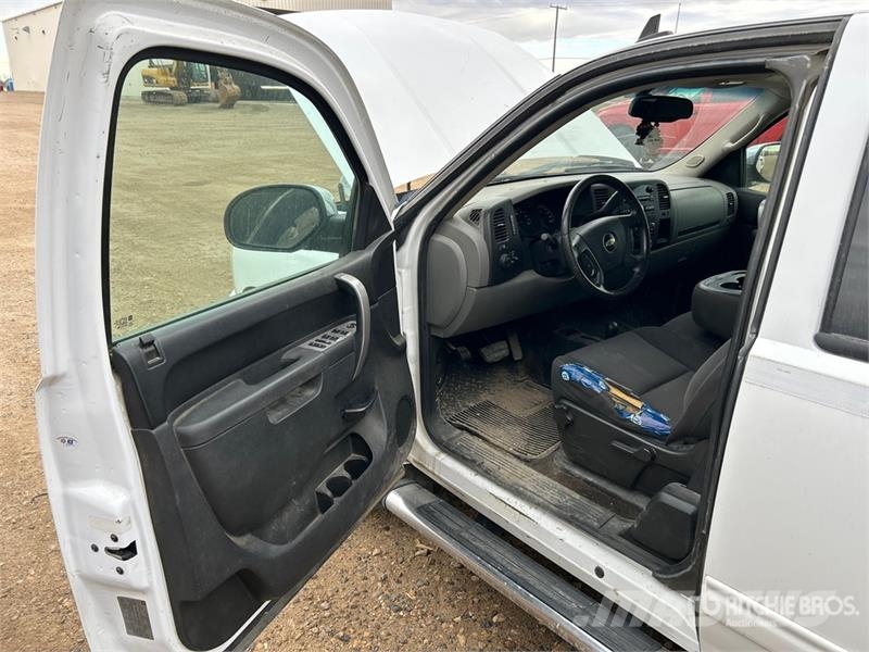 Chevrolet Silverado 1500 LS 4x4 Extended Cab Pickup Anders