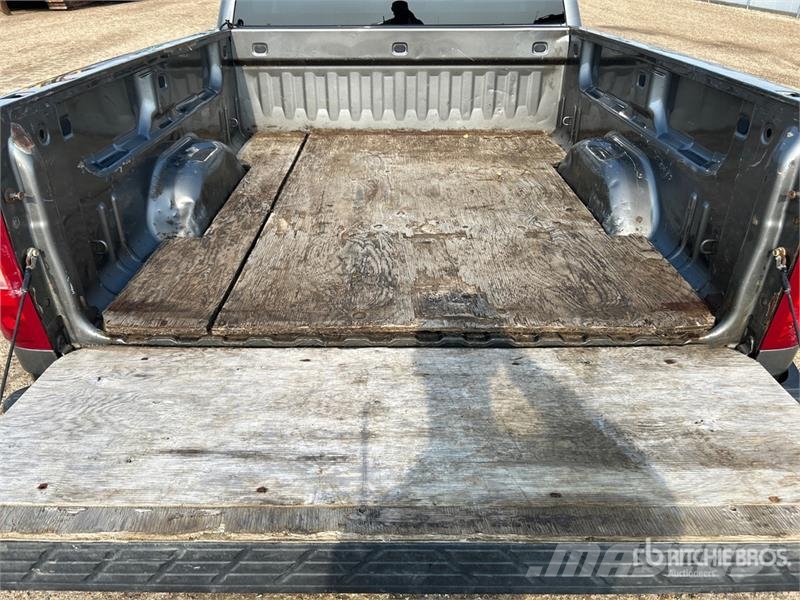 Chevrolet Silverado 1500 LT 4x4 Extended Cab Pickup Ostalo