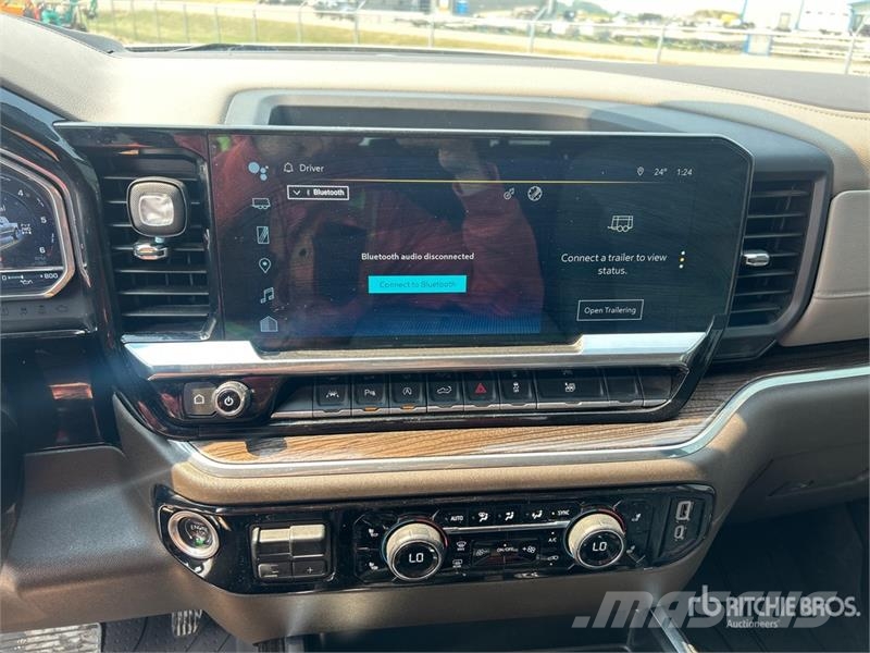 Chevrolet Silverado 1500 RST 4x4 Crew Cab Pickup Ostalo