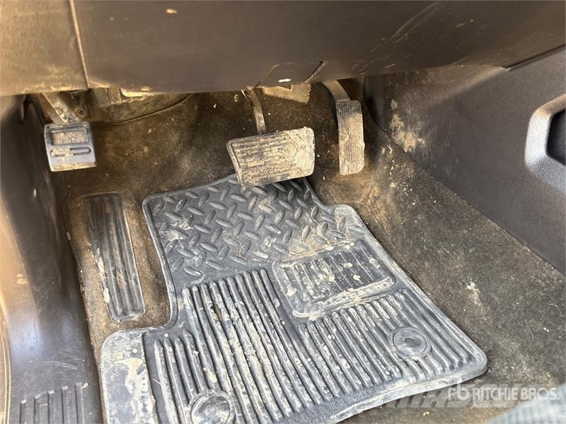 Chevrolet Silverado 1500 LTZ 4x4 Crew Cab Pickup Autre fourgon / utilitaire