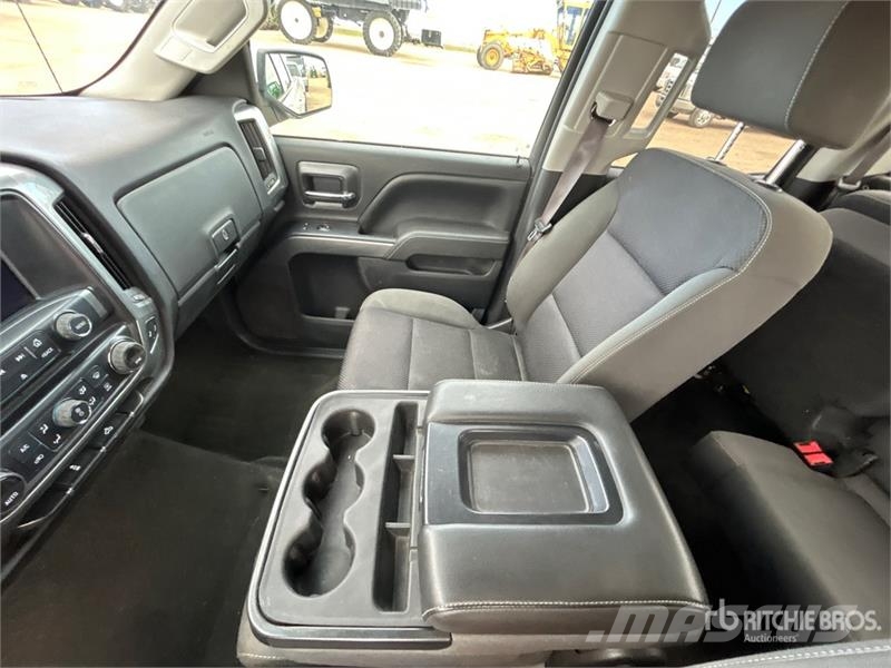 Chevrolet Silverado 1500 LT 4x4 Dual Cab Pickup Ostalo