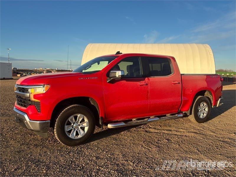 Chevrolet Silverado 1500 LT 4x4 Crew Cab Pickup Drugi
