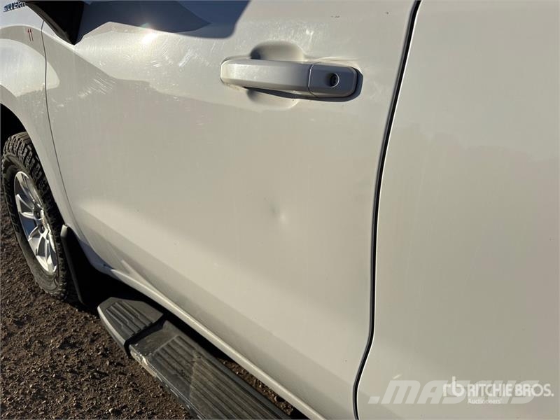 Chevrolet Silverado 1500 LT 4x4 Crew Cab Pickup Інше