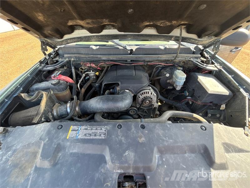 Chevrolet Silverado 1500 LT 4x4 Crew Cab Pickup Ostalo