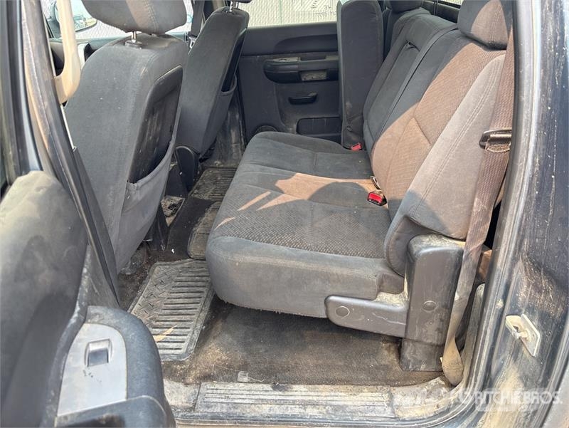Chevrolet Silverado 1500 LT 4x4 Crew Cab Pickup Ostalo