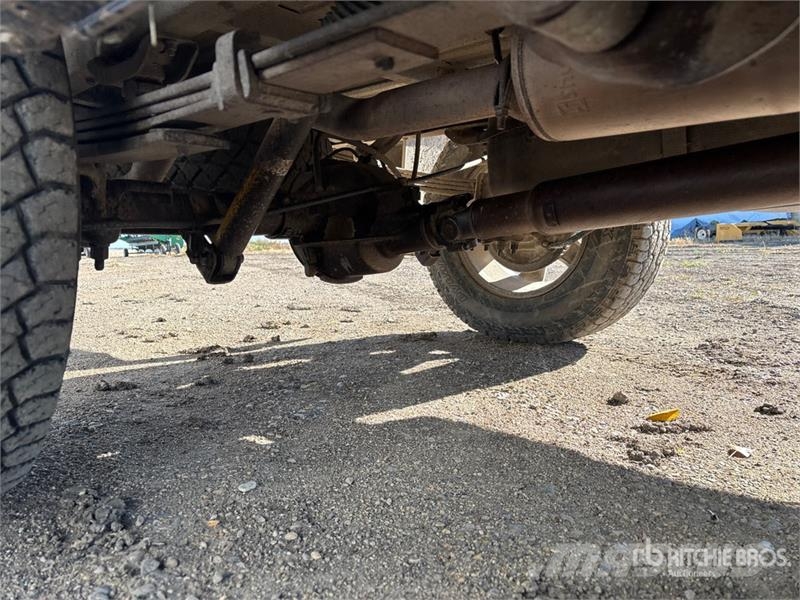 Chevrolet Silverado 1500 Z71 4x4 Pickup Altele