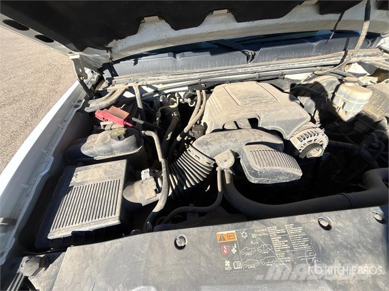 Chevrolet Silverado 1500 LT 4x4 Crew Cab Pickup Anders