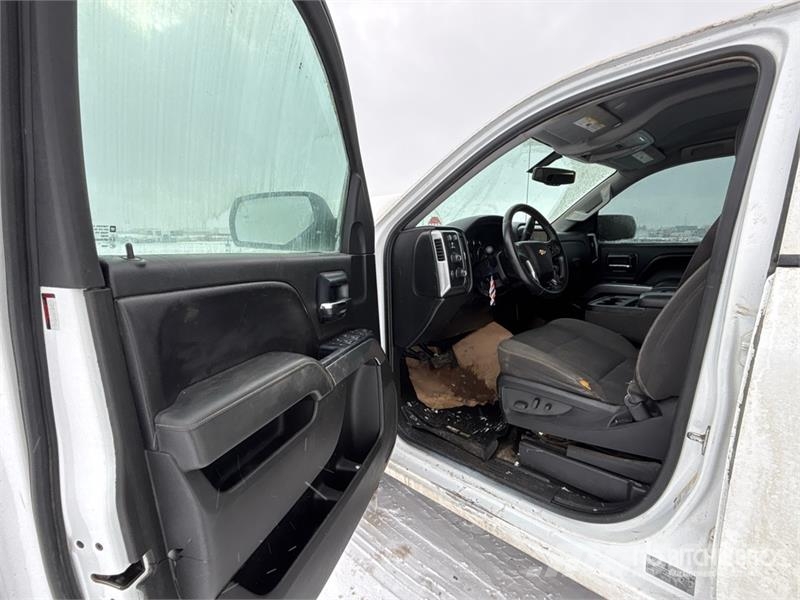 Chevrolet Silverado 1500 4x4 Crew Cab Pickup Other