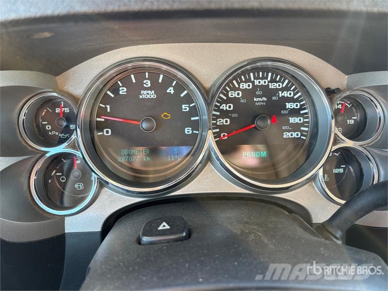 Chevrolet Silverado 1500 LT 4x4 Crew Cab Pickup Anders