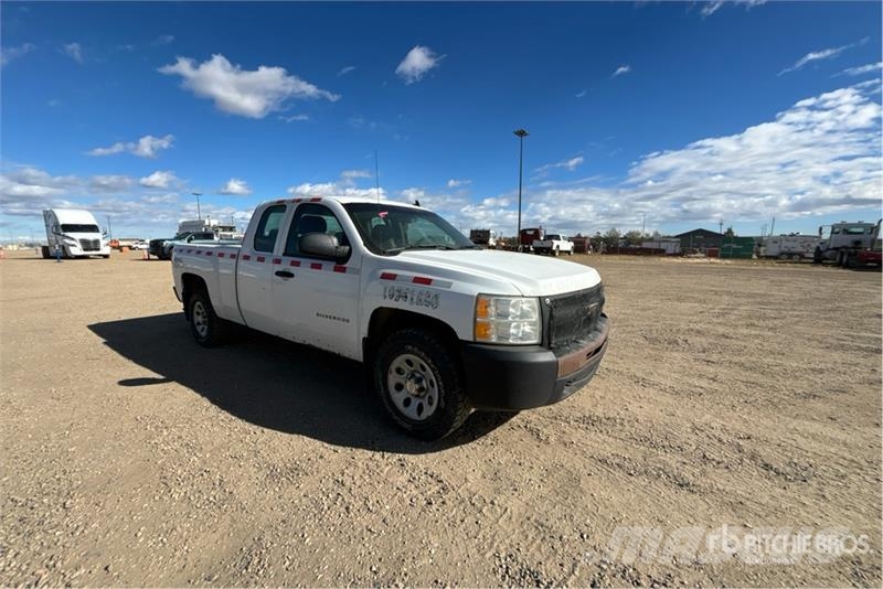 Chevrolet Silverado 1500 4x4 Extended Cab Pickup Ostalo