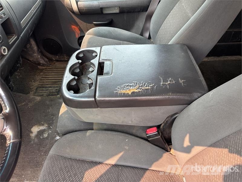 Chevrolet Silverado 1500 LT 4x4 Crew Cab Pickup Ostalo