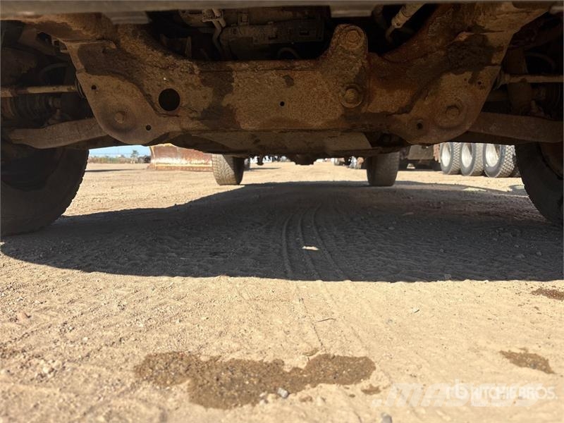 Chevrolet Silverado 1500 LS 4x4 Crew Cab Pickup Andre