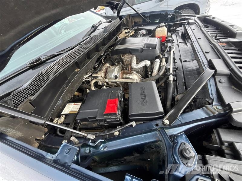 Chevrolet Silverado 1500 RST 4x4 Crew Cab Pickup Drugi