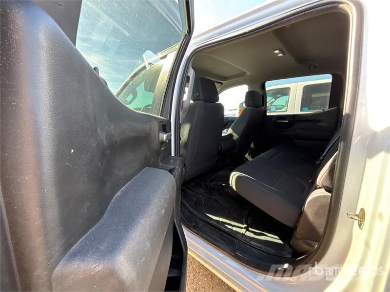 Chevrolet Silverado 1500 4x4 Crew Cab Pickup Anders