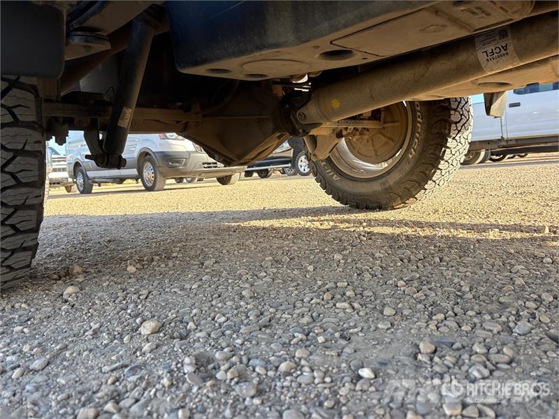 Chevrolet Silverado 1500 4x4 Crew Cab Pickup Drugi