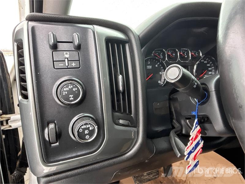 Chevrolet Silverado 1500 4x4 Crew Cab Pickup Other