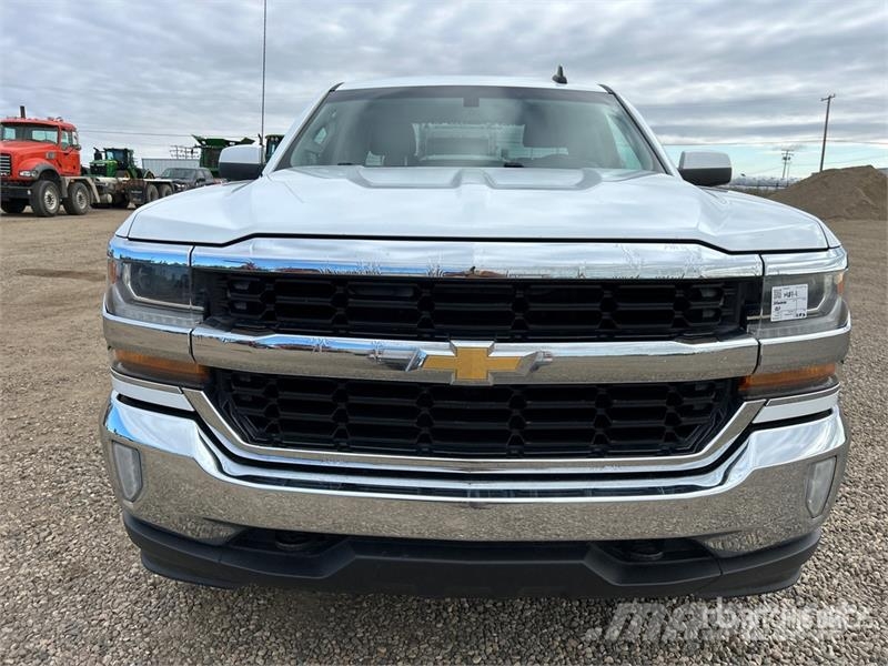 Chevrolet Silverado 1500 LT 4x4 Dual Cab Pickup Ostalo