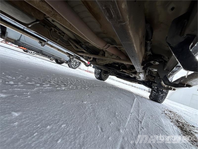 Chevrolet Silverado 1500 RST 4x4 Crew Cab Pickup Drugi