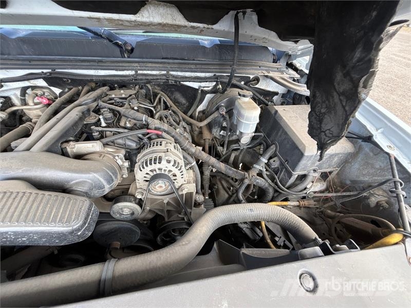 Chevrolet Silverado 1500 4x4 Extended Cab Pickup Ostalo