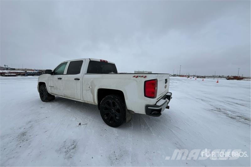 Chevrolet Silverado 1500 4x4 Crew Cab Pickup Other