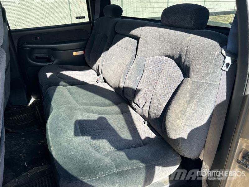 Chevrolet Silverado 1500 4x4 Crew Cab Pickup Прочие фургоны