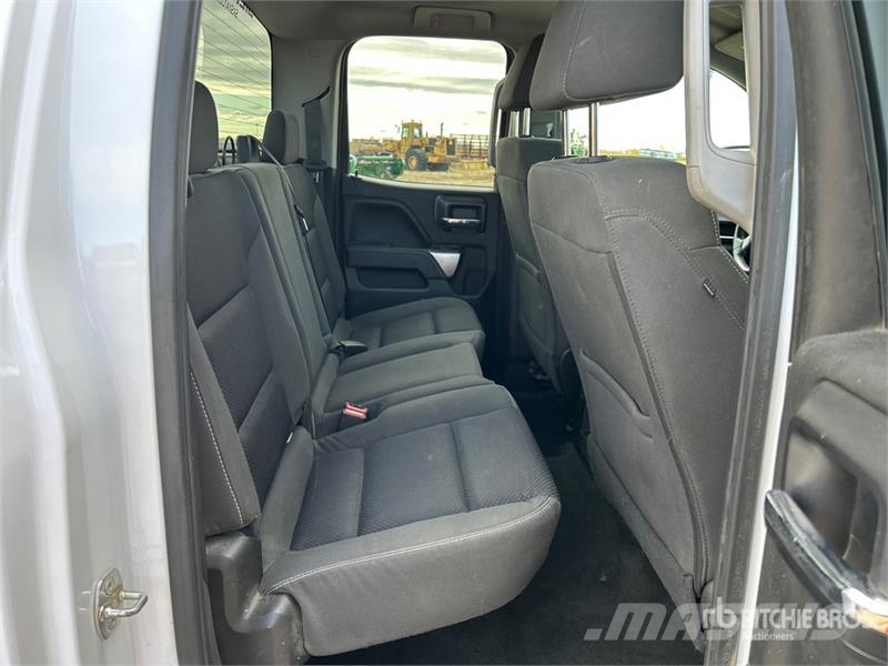 Chevrolet Silverado 1500 LT 4x4 Dual Cab Pickup Ostalo