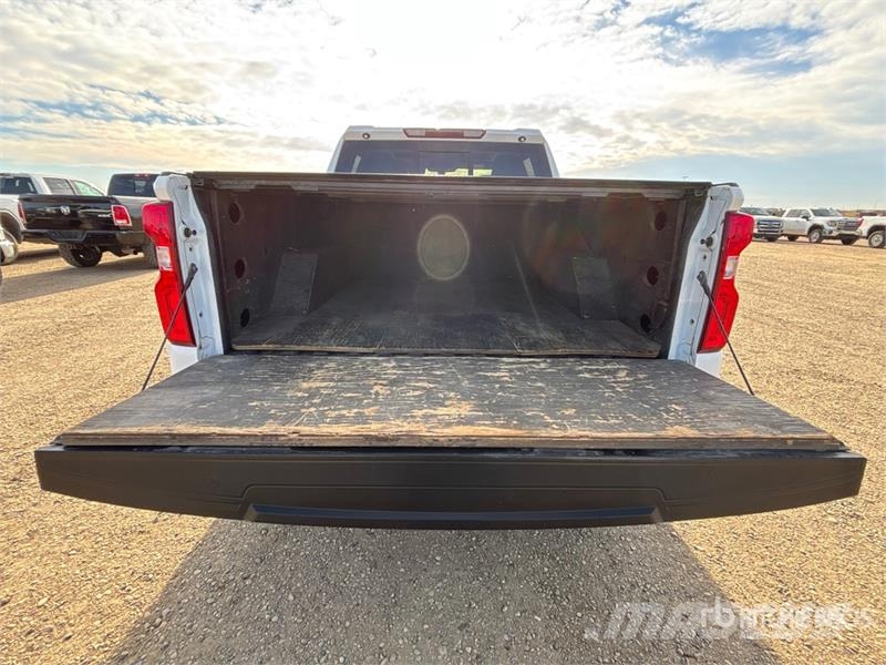 Chevrolet Silverado 1500 RST 4x4 Crew Cab Pickup Citi