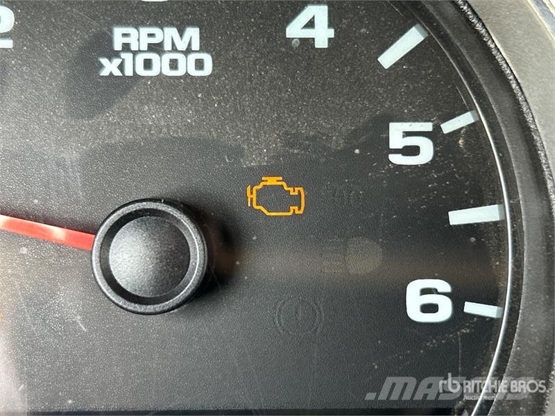 Chevrolet Silverado 1500 LT 4x4 Extended Cab Pickup Ostalo