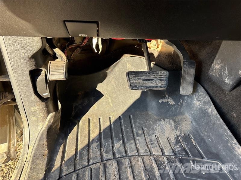 Chevrolet Silverado 1500 LT 4x4 Extended Cab Pickup Anders