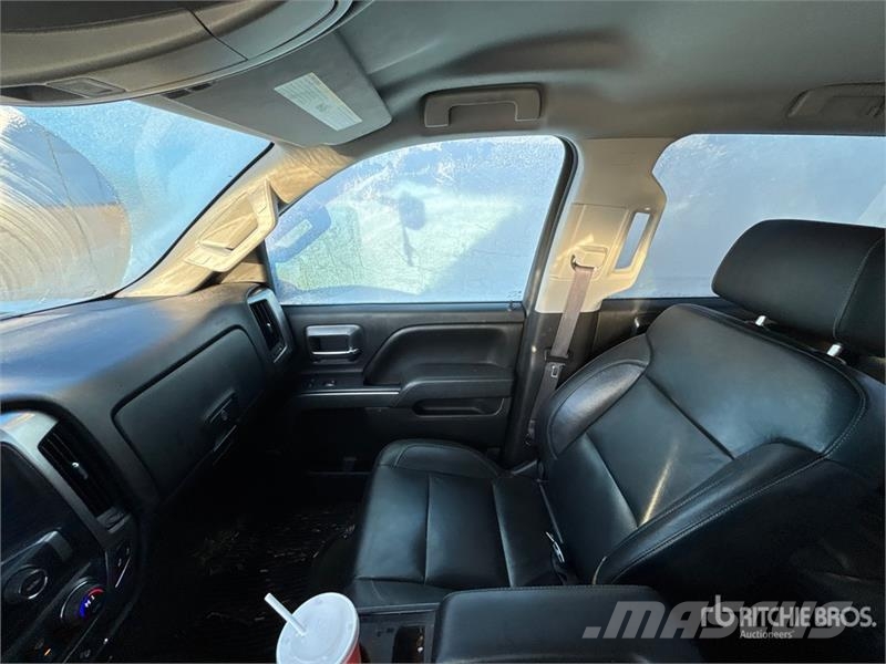 Chevrolet Silverado 1500 LT 4x4 Crew Cab Pickup Drugi