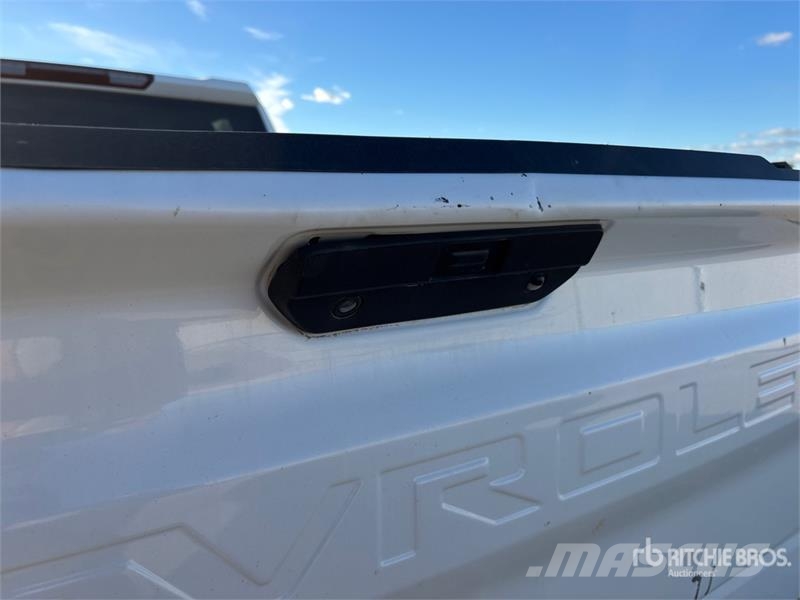 Chevrolet Silverado 1500 LT 4x4 Crew Cab Pickup Інше