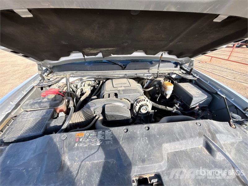 Chevrolet Silverado 1500 LT 4x4 Extended Cab Pilot Pickup Ostalo