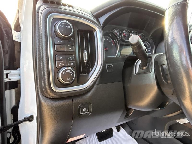 Chevrolet Silverado 1500 RST 4x4 Crew Cab Pickup Citi