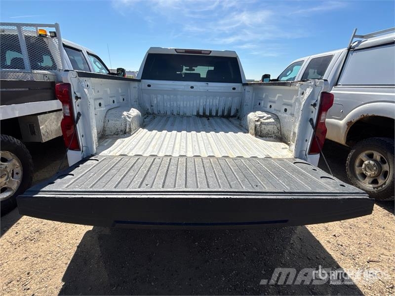 Chevrolet Silverado 1500 4x4 Crew Cab Pickup Anders