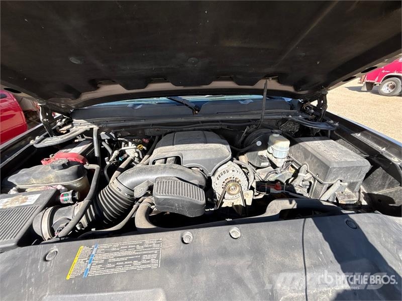 Chevrolet Silverado 1500 4x4 Pickup Diger