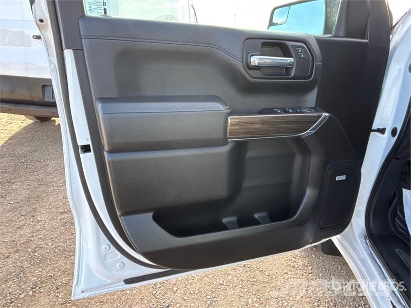 Chevrolet Silverado 1500 RST 4x4 Crew Cab Pickup Citi