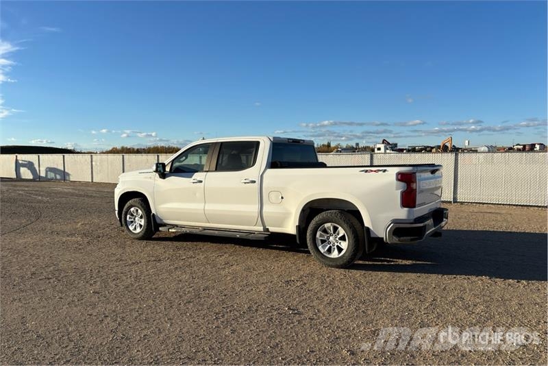 Chevrolet Silverado 1500 LT 4x4 Crew Cab Pickup Інше