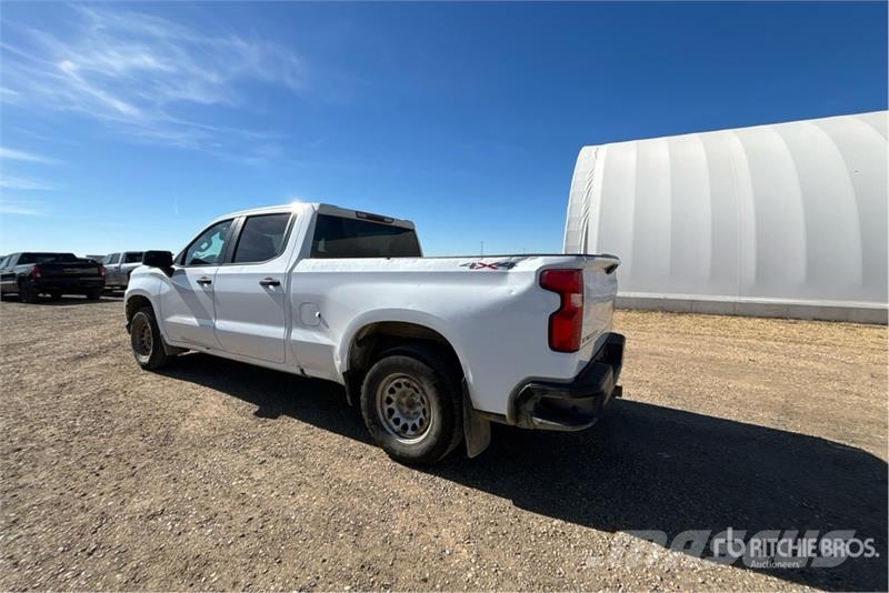 Chevrolet Silverado 1500 4x4 Crew Cab Pickup Anders