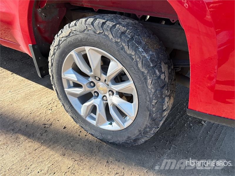 Chevrolet Silverado 1500 Custom 4x4 Extended Cab Pickup Anders