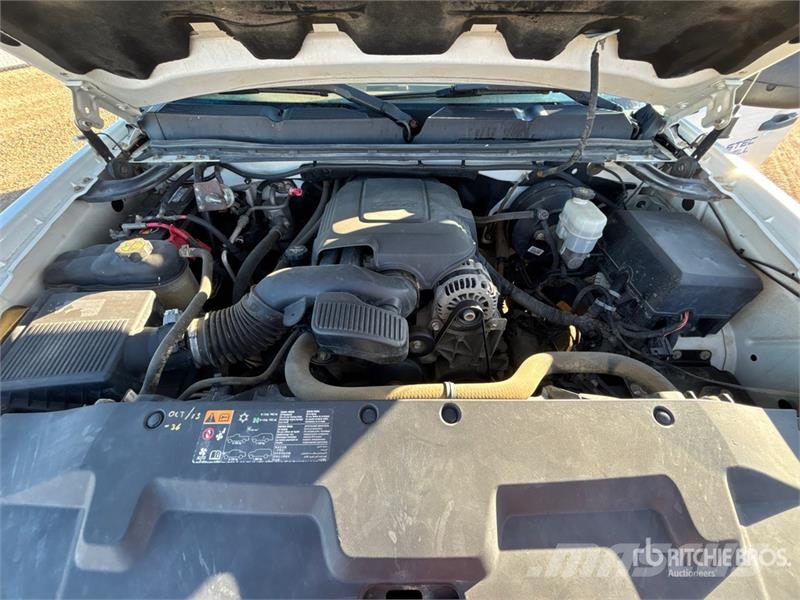 Chevrolet Silverado 1500 LT 4x4 Crew Cab Pickup أخرى
