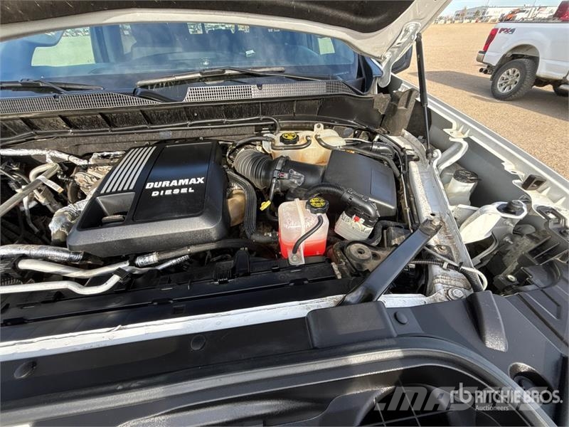 Chevrolet Silverado 1500 RST 4x4 Crew Cab Pickup Citi