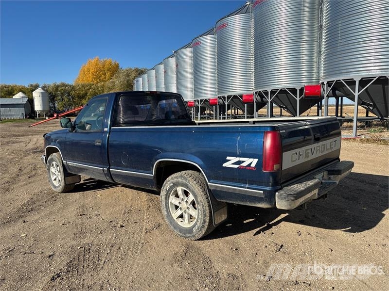 Chevrolet Silverado 1500 Z71 4x4 Pickup Altele