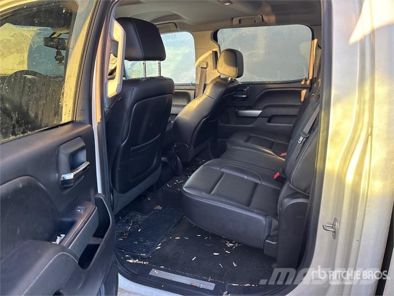 Chevrolet Silverado 1500 LT 4x4 Crew Cab Pickup Drugi