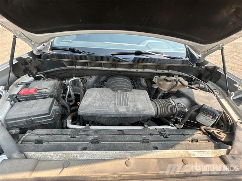 Chevrolet Silverado 1500 RST 4x4 Crew Cab Pickup Ostalo