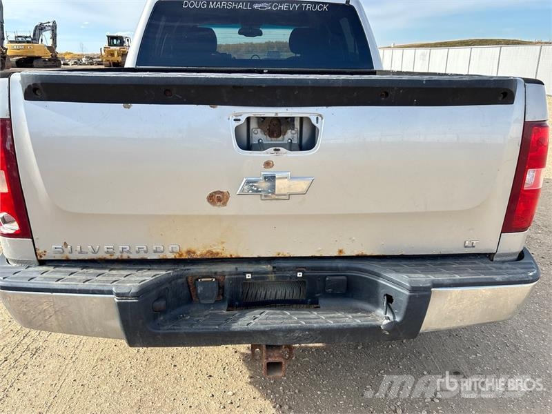 Chevrolet Silverado 1500 LT 4x4 Crew Cab Pickup Ostalo
