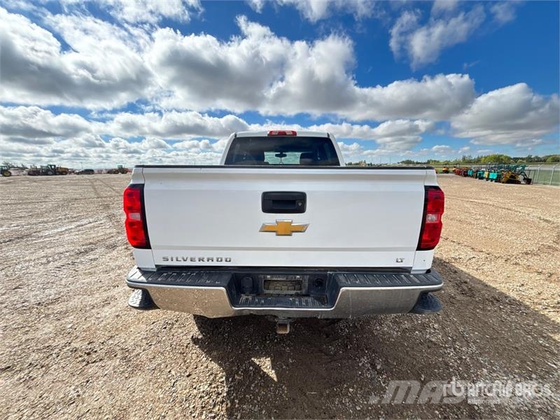 Chevrolet Silverado 1500 LT 4x4 Crew Cab Pickup Drugi